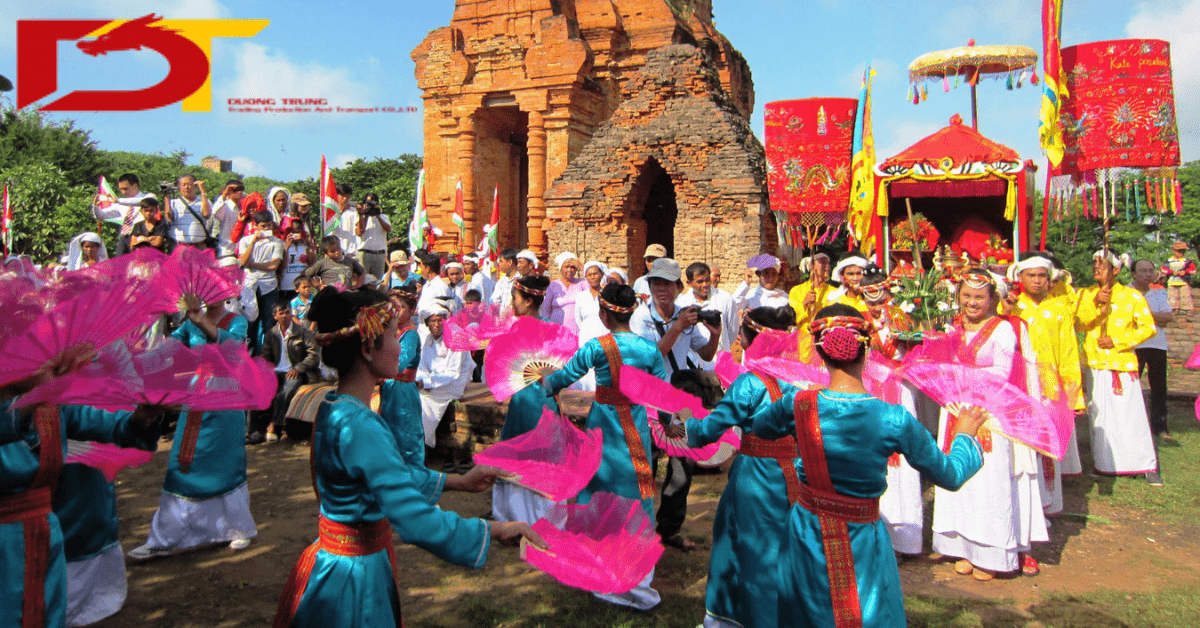Lễ Hội Tháp Bà Và Điệu Múa Bóng Huyền Thoại